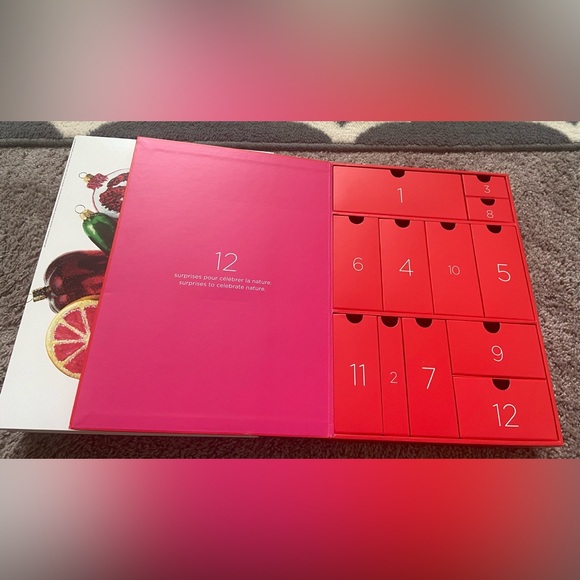 Clarins Empty Box Only -Advent Calendar 12 slots for Makeup or Skincare Items - Picture 1 of 7